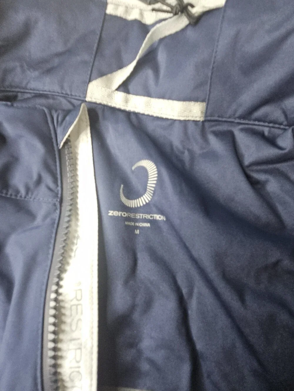 Zero RestrictionPower Torque Full Zip Jacket Size Medium